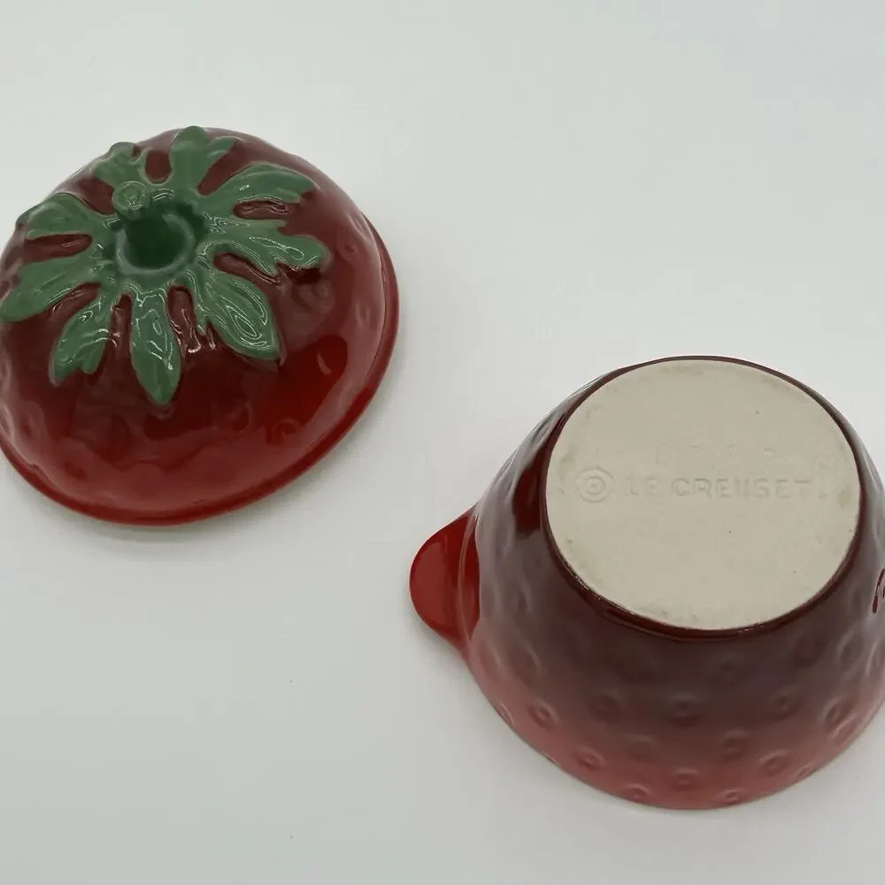 Le Creuset Strawberry Mini Petite Cocotte Casserole Stoneware 400 ml